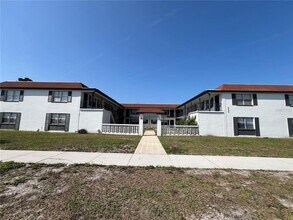 Building Photo - 955 Knox McRae Dr