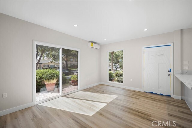 Foto del edificio - 417 Riverdale Dr