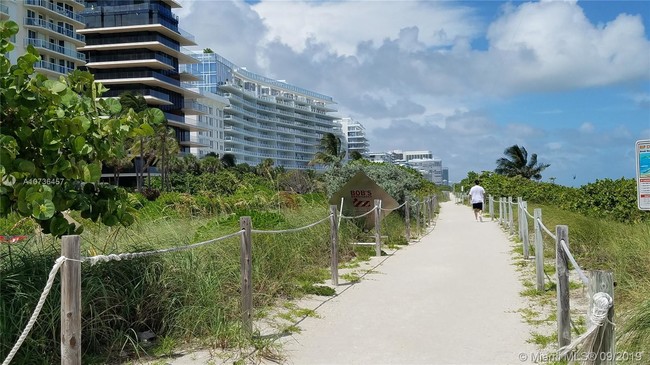 Building Photo - 8877 Collins Ave