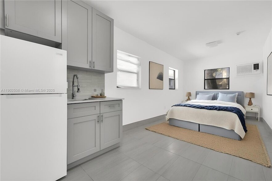 Foto principal - 13390 NE 6th Ave