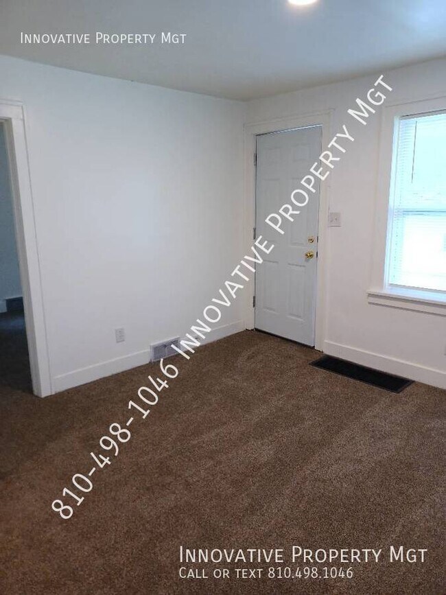 Building Photo - Kearsley Schools-4 bedroom with garage & $...