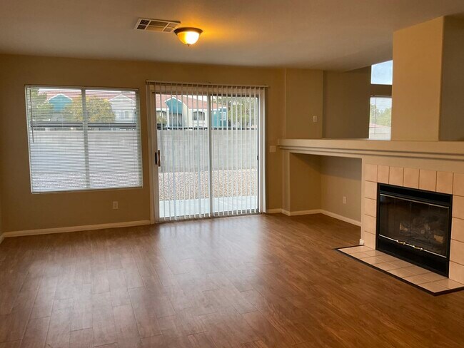 Foto del edificio - 8364 Mine Hill Ct