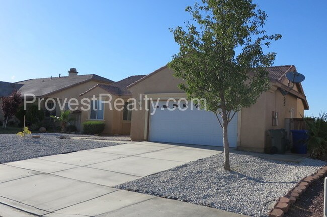 Building Photo - 10644 Thorndale St