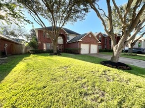 Building Photo - 17607 W Copper Lakes Dr