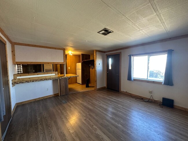 Foto del edificio - 1 Bedroom 1 Bathroom Mobile Home Duplex lo...