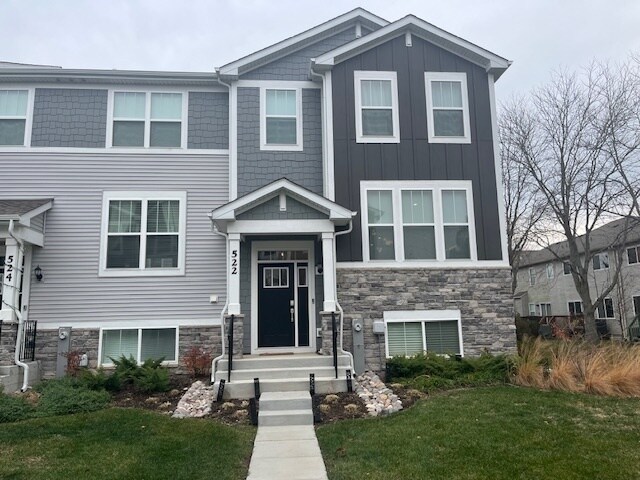 Foto principal - 522 Wolverine Dr