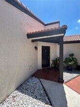 Building Photo - 15220 SW 48th Terrace