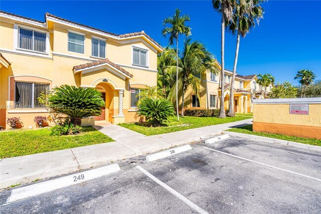 Foto del edificio - 1465 SE 24th Ct