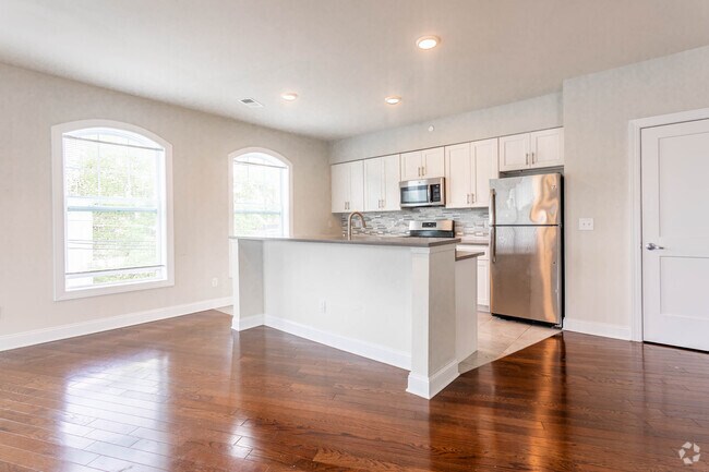 2HAB, 3BA con estudio - 1,864 pies cuadrados - Cocina - The Parker