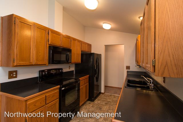 Building Photo - 2078 Best Ln