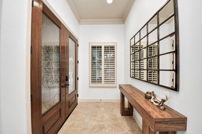 Building Photo - 10410 Mossback Pine Rd