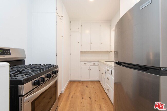 Foto del edificio - 9031 Rangely Ave