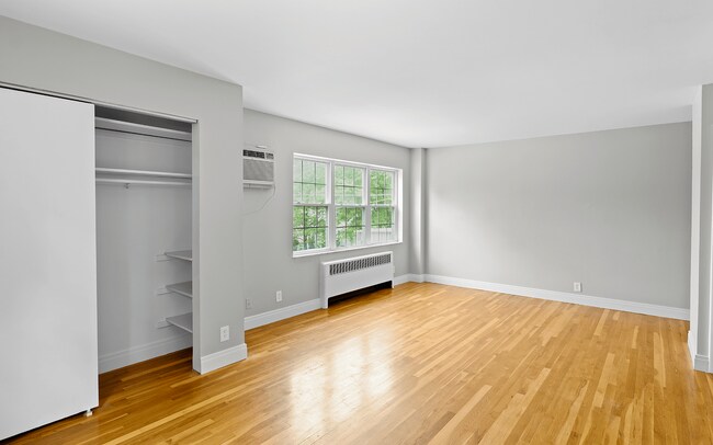 Los pisos en Wasson Way, espacio habitable - The Flats at Wasson Way