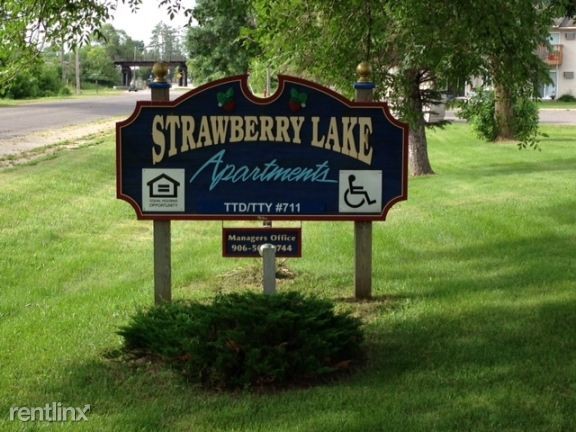 Site sign - Strawberry Lake