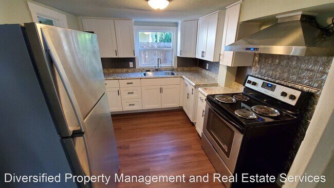 Building Photo - 4 br, 2 bath House - 4280 NE Hwy 20