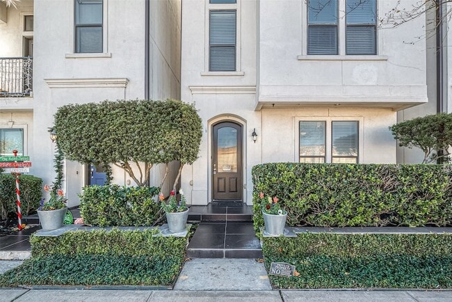 Building Photo - 2634 Texas St