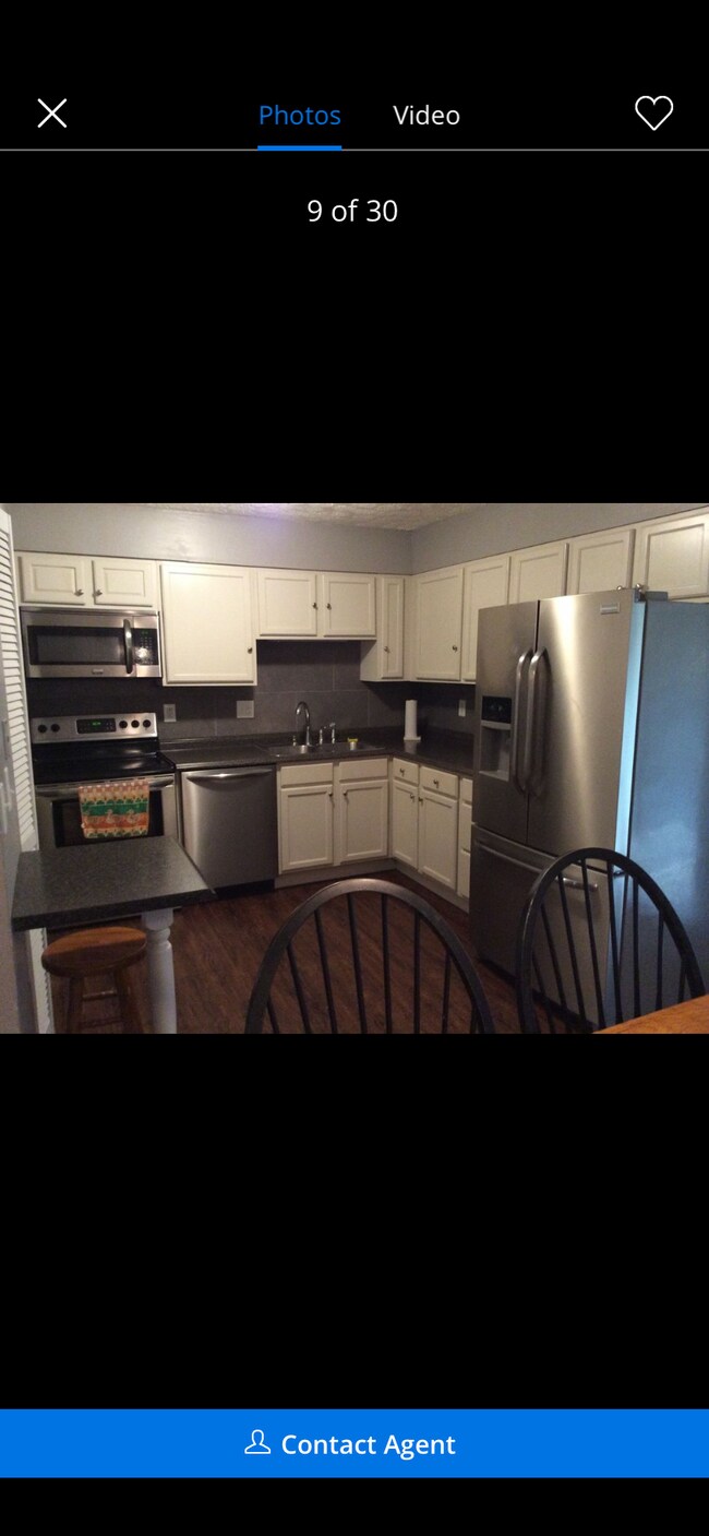 Building Photo - 109 Halia Crest