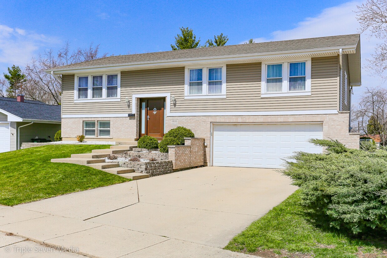 Primary Photo - 1406 Edgefield Ln
