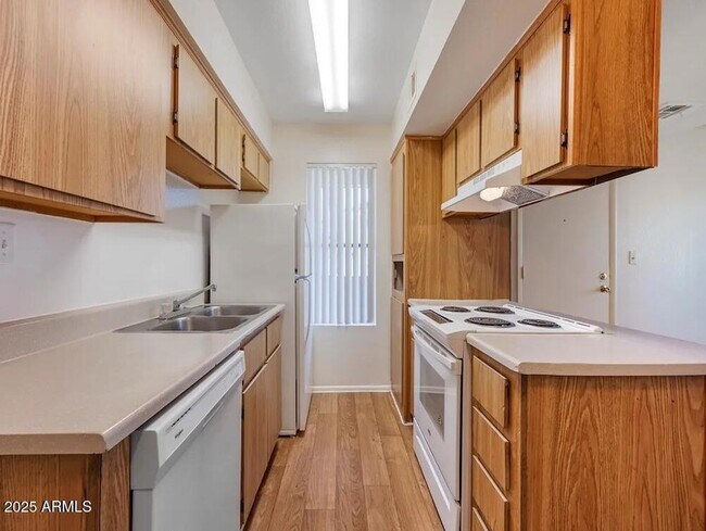 Photo - 5750 N 59th Ave Apartment