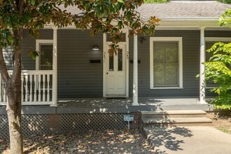 Building Photo - 347 Rollston Ave