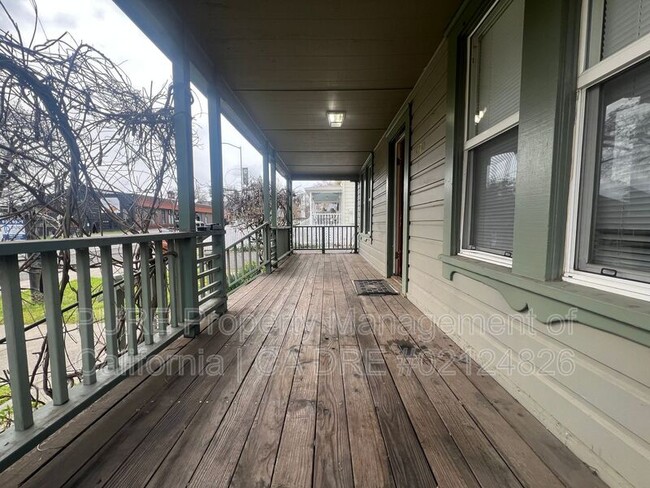 Building Photo - 13270 US-101