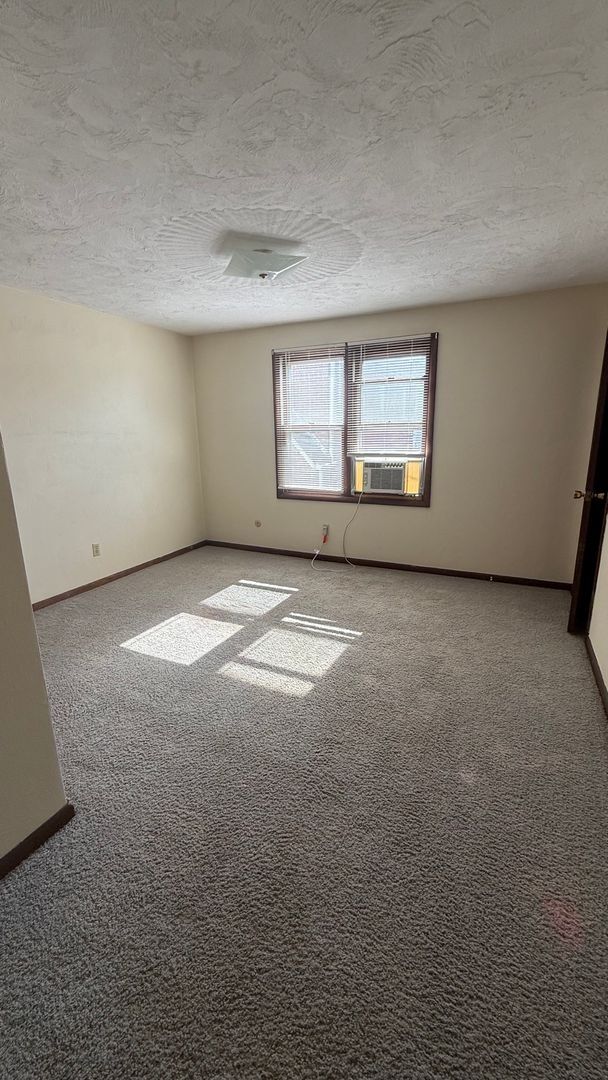 Foto del edificio - 709 E 29th St