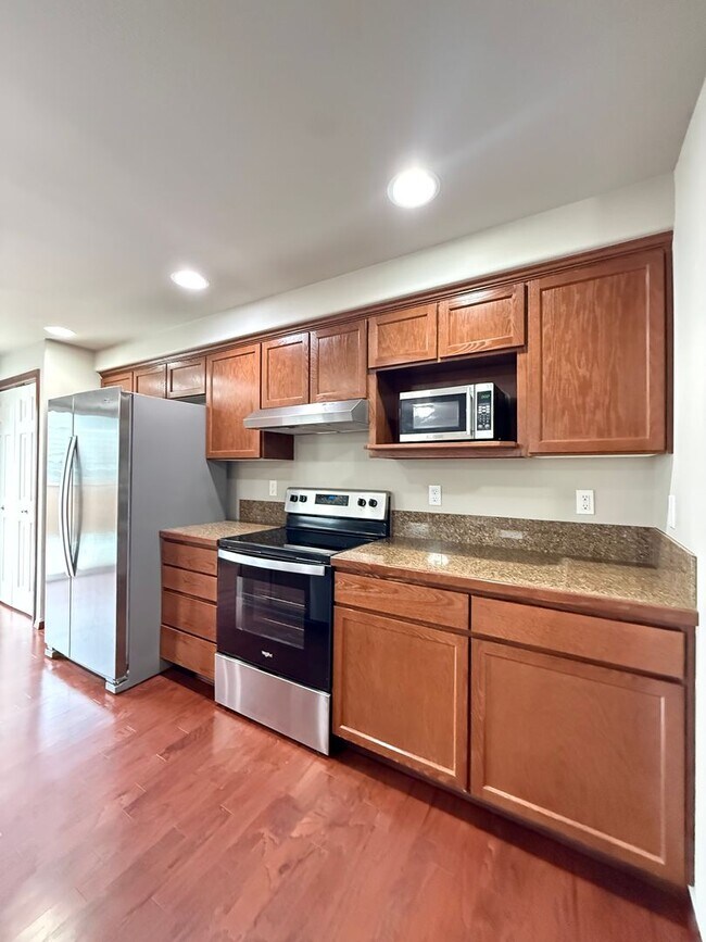 Foto del edificio - Modern 3BR/2.5BTH Home For Rent in Prime Marysville Location
