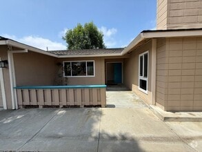 Building Photo - 9235 Creemore Dr