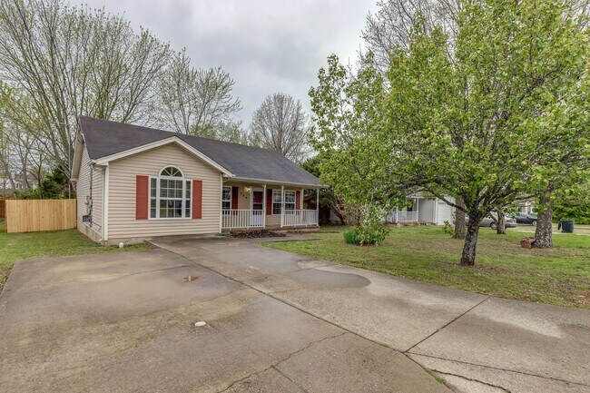 Building Photo - 524 Cedar Park Cir