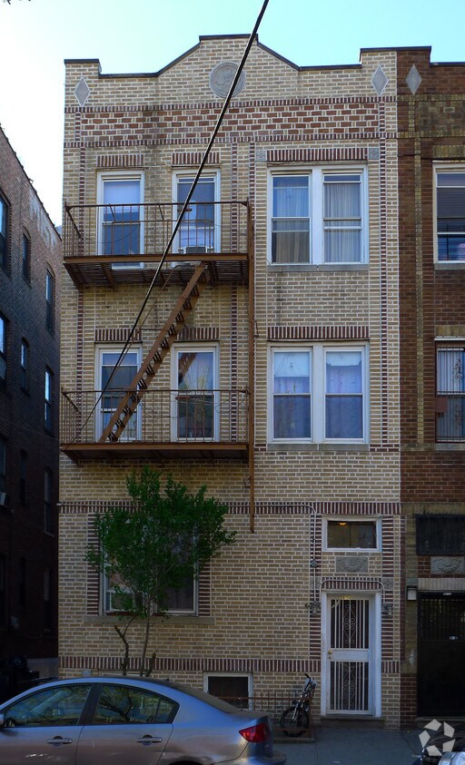 Foto del edificio - 99-14 41st Ave