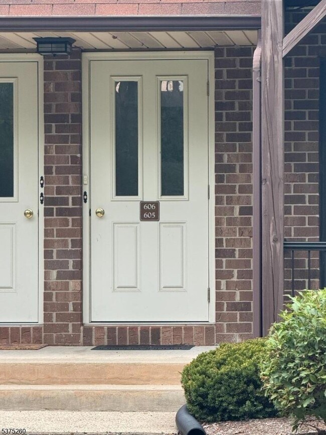 Foto del edificio - 606 Nottingham Way