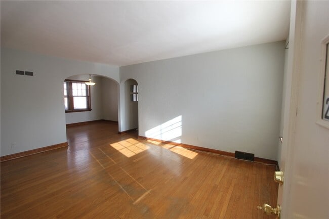 Foto del edificio - 6601 Alamo Ave