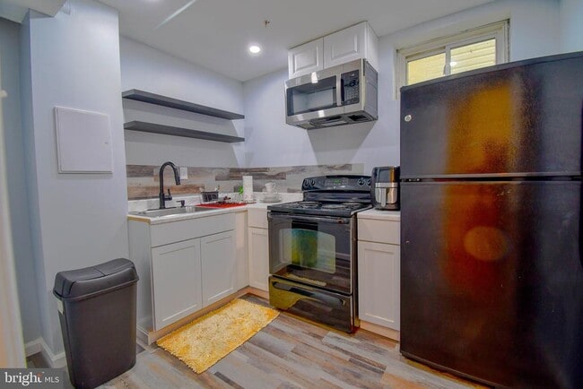 Building Photo - 7104 Britens Way