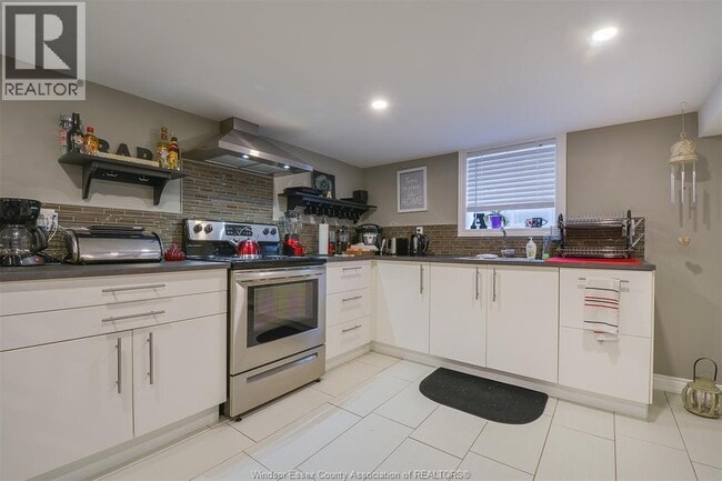 Building Photo - 3205 Morris Dr