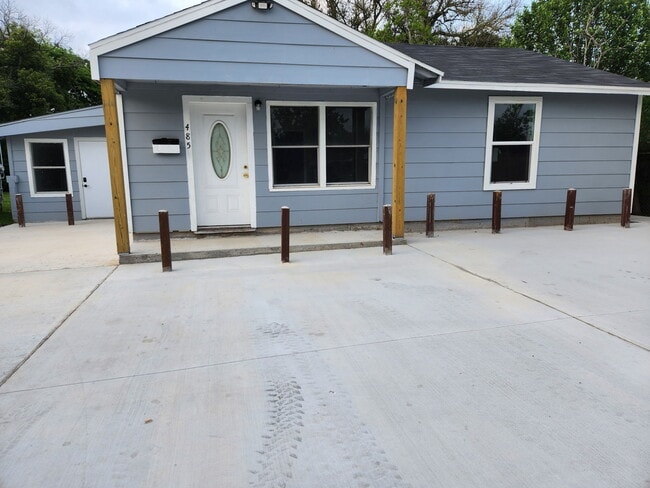 Building Photo - 485 Garland St