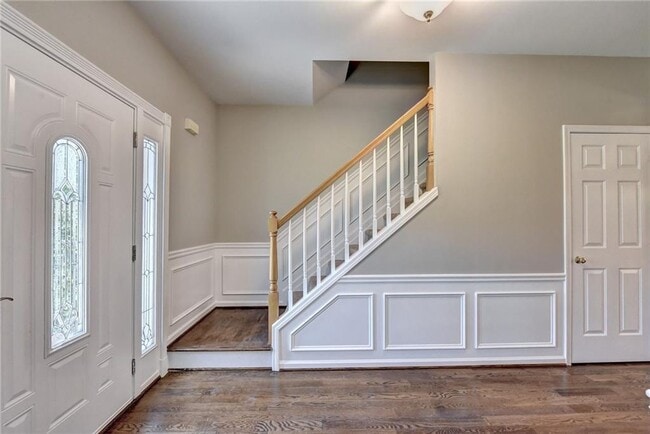 Foto del edificio - 7470 Brookwood Way