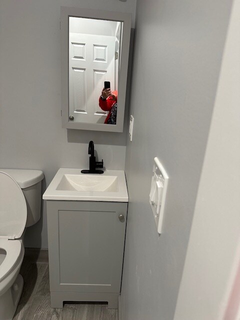 Foto del edificio - 2827 W 23rd St