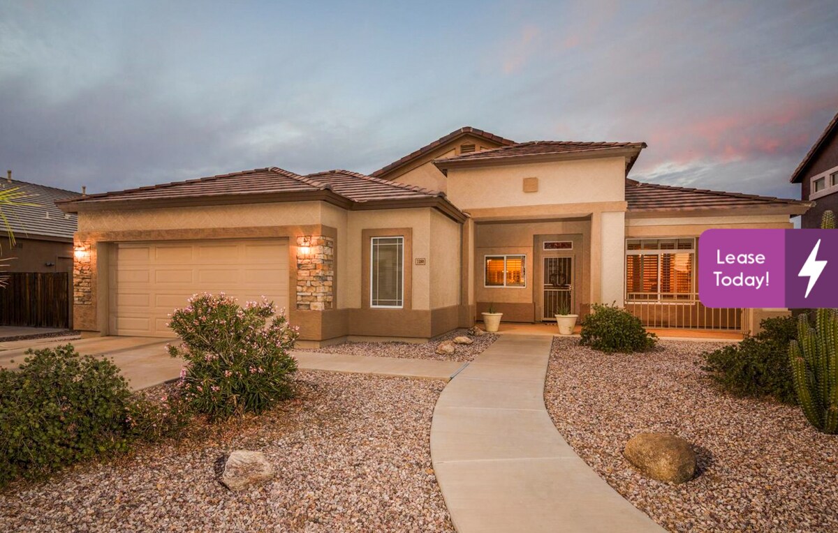 Foto principal - 3380 E Clark Dr