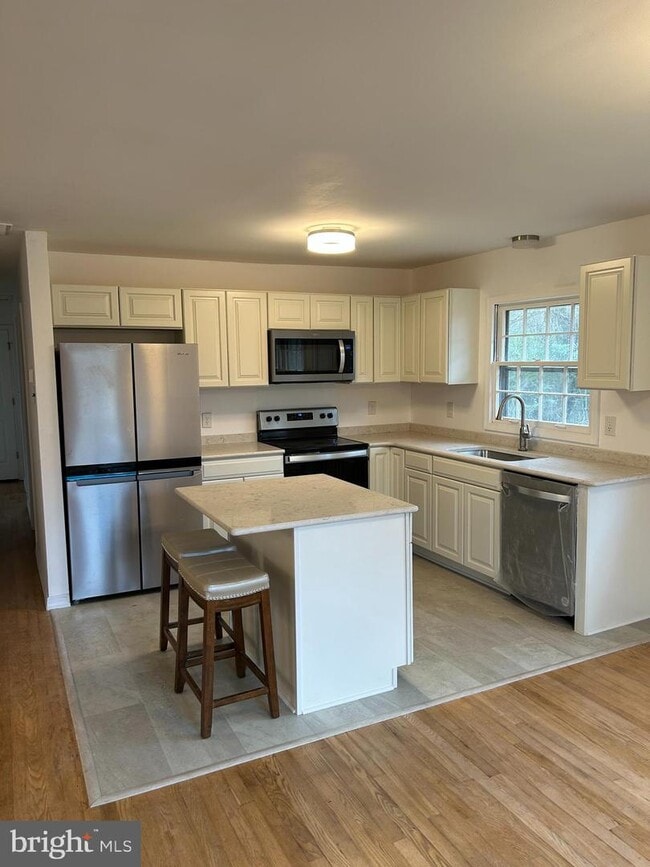 48565 Beachville Rd, Saint Inigoes, MD 20684 House Rental in Saint