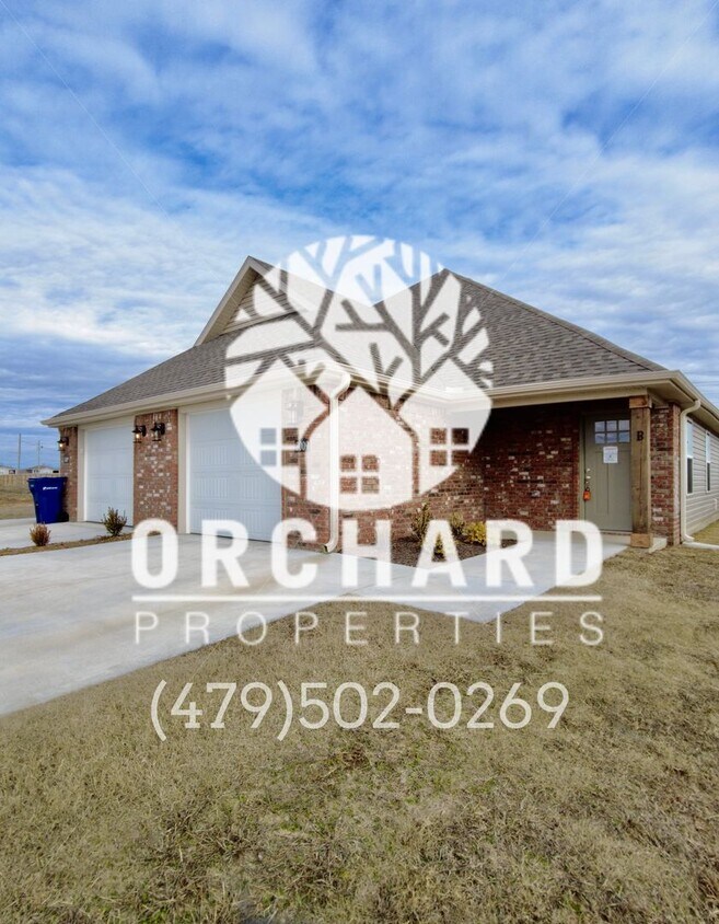 Foto principal - 2005 E Brookview Dr