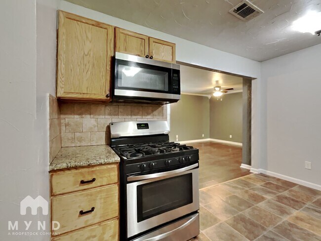Foto del edificio - 305 Sherbrook Ct