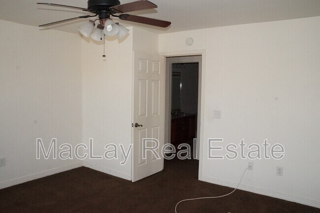 Building Photo - 7051 S Beavertail Ln