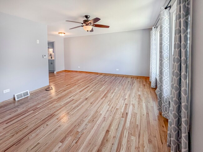 Building Photo - 213 Lafayette St