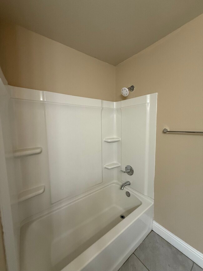 Foto del edificio - 10307 Valencia Ave