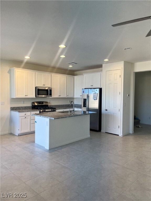 Building Photo - 10106 W Meranto Ave