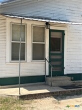 Building Photo - 284 Wright Ave