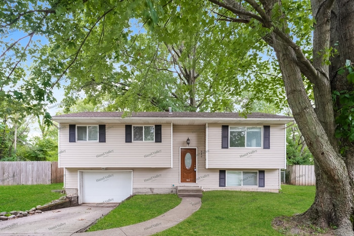 Foto principal - 982 Howell St