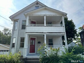 Building Photo - 24 Donahue Pl
