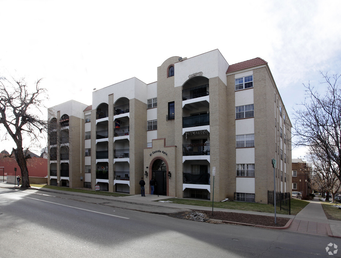 Primary Photo - El Castillo Apartments