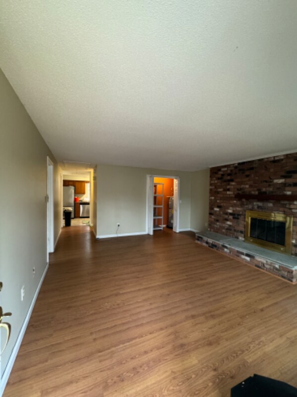 Building Photo - 15 Joshua Ln